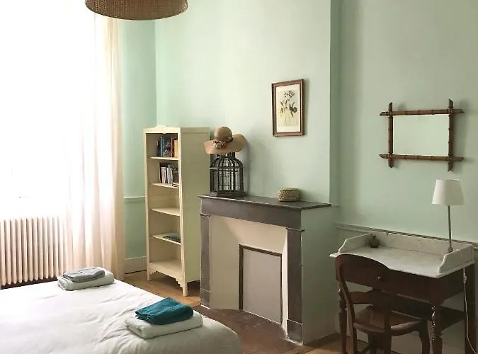 Chateau Du Grava Villa *